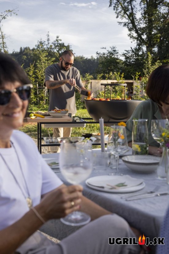 Vonkajšia kuchyňa Höfats "FIRE KITCHEN", s ohniskom Bowl 70 + platňa + hviezdicový stojan