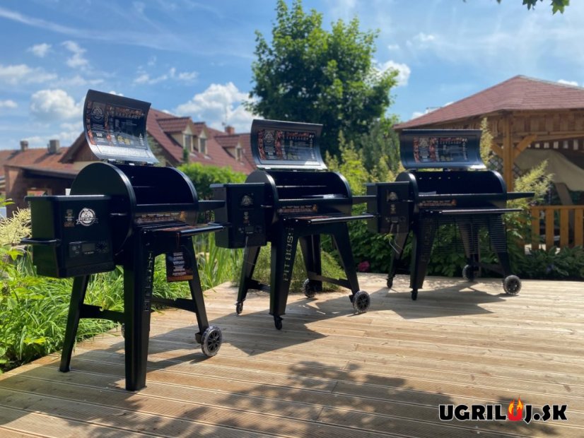 Peletový gril Pit Boss Navigator 850