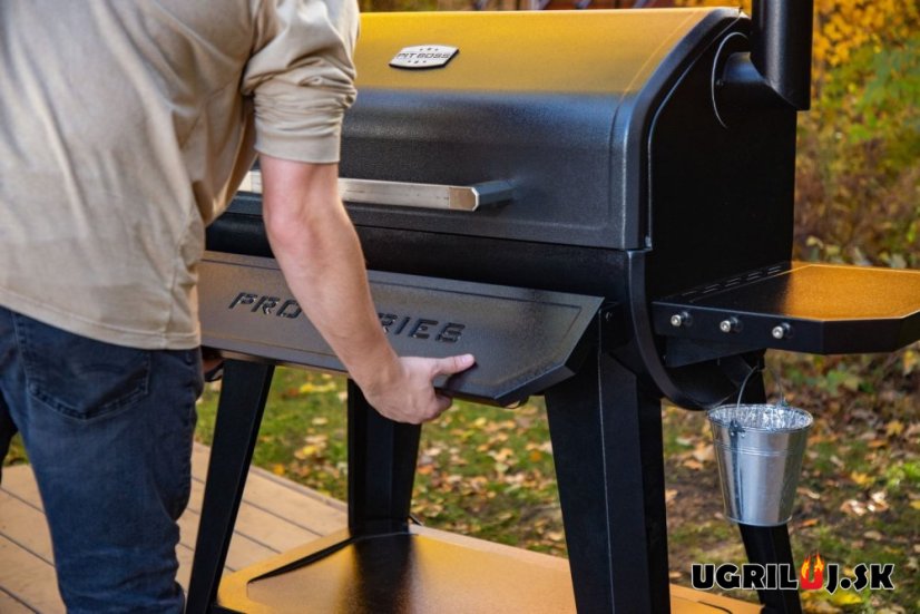 Peletový gril Pit Boss Navigator Pro Series 1600 WiFi