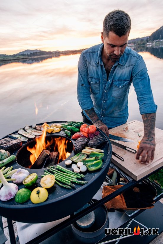 Vonkajšia kuchyňa Höfats "FIRE KITCHEN", s ohniskom Bowl 70 + platňa + hviezdicový stojan