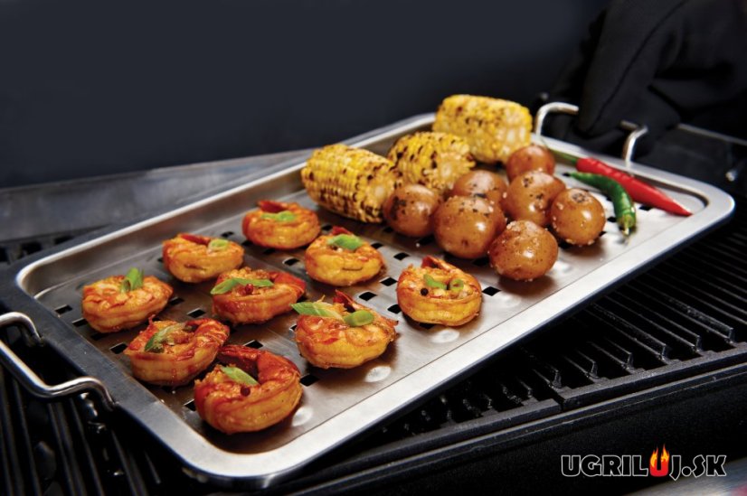 Grilovací plech s úchyty Broil King - Flat Grill Topper, děrovaný