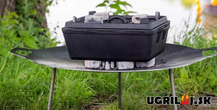 Litinová forma na pečení s víkem, 4.6L