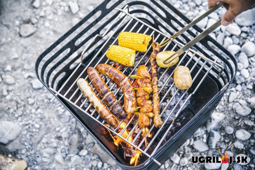 Ohnisko Höfats CUBE, čierna