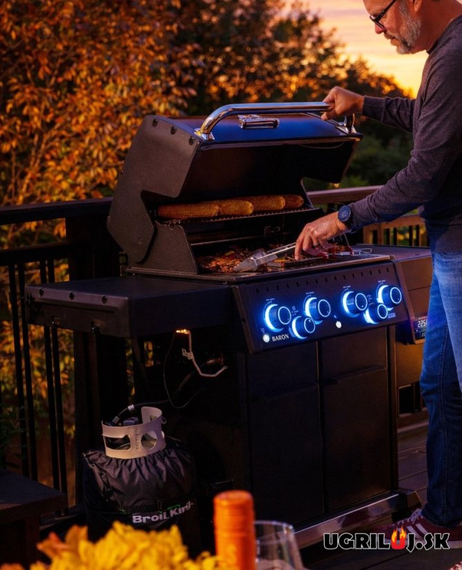 Plynový gril Broil King - Baron 590 Shadow (+Rotiséria)