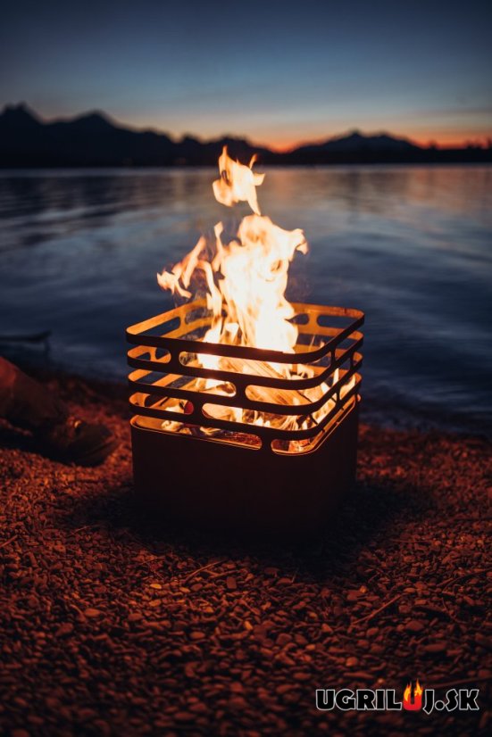 Ohnisko Höfats CUBE, rusty