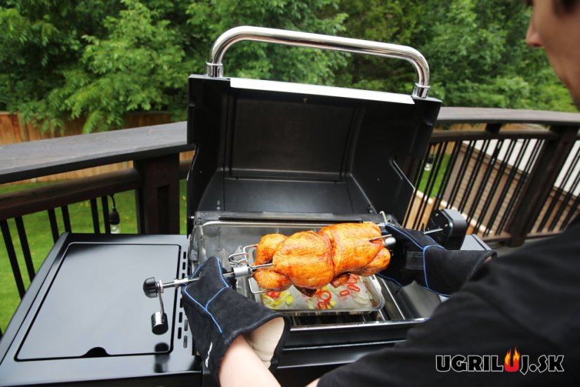 Plynový gril Broil King - Royal 390 Shadow (+Rotiséria)