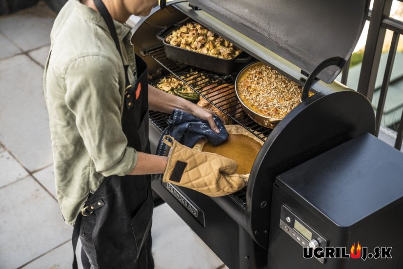 Peletový gril Traeger - IRONWOOD 885
