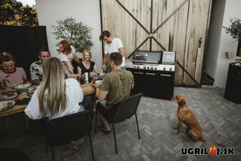 Plynový gril Enders - UNIQ Pro 3, IKO Kitchen Cruster