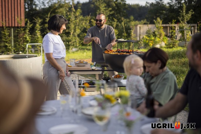 Vonkajšia kuchyňa Höfats "FIRE KITCHEN", s ohniskom Bowl 70 + platňa + hviezdicový stojan