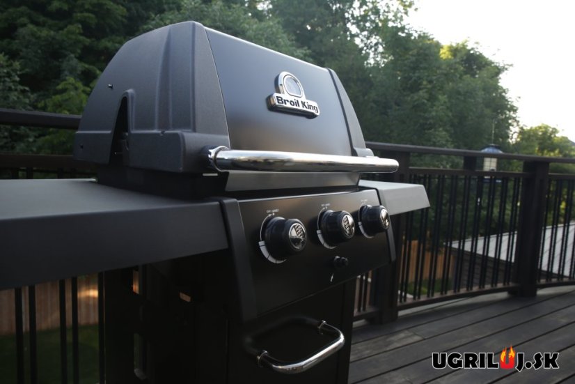 Plynový gril Broil King - Royal 320 Shadow