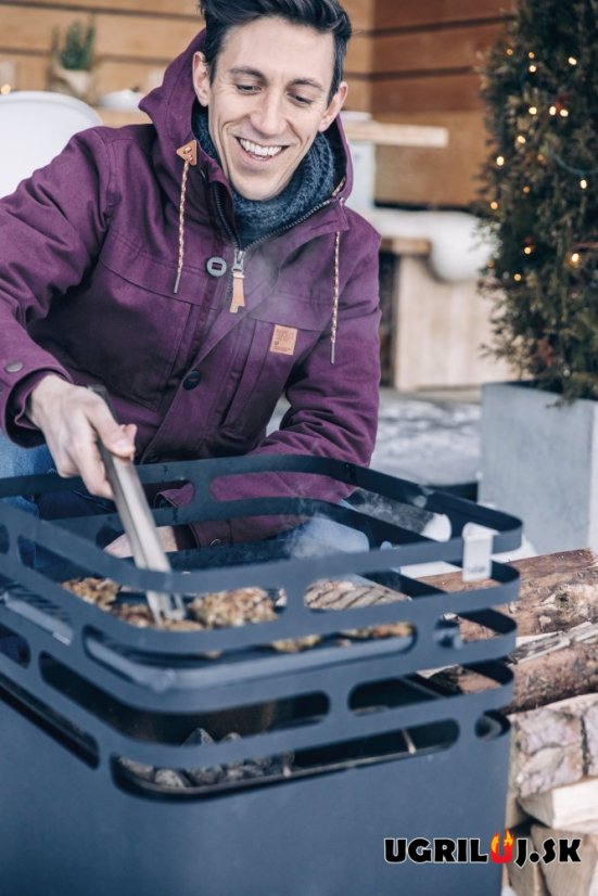 Ohnisko Höfats CUBE, čierna