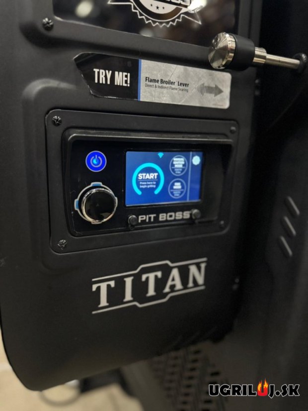 Peletový gril Pit Boss TITAN 1600, Competition Series PB1600CST