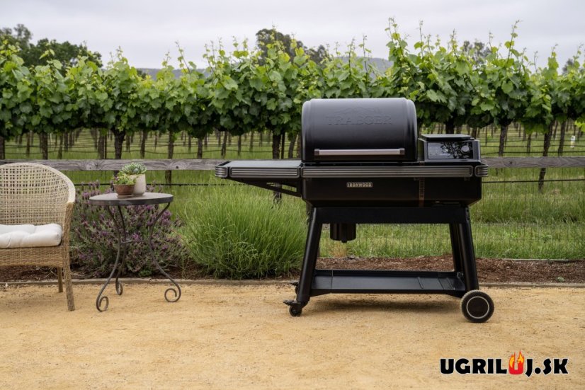 Peletový gril Traeger - IRONWOOD