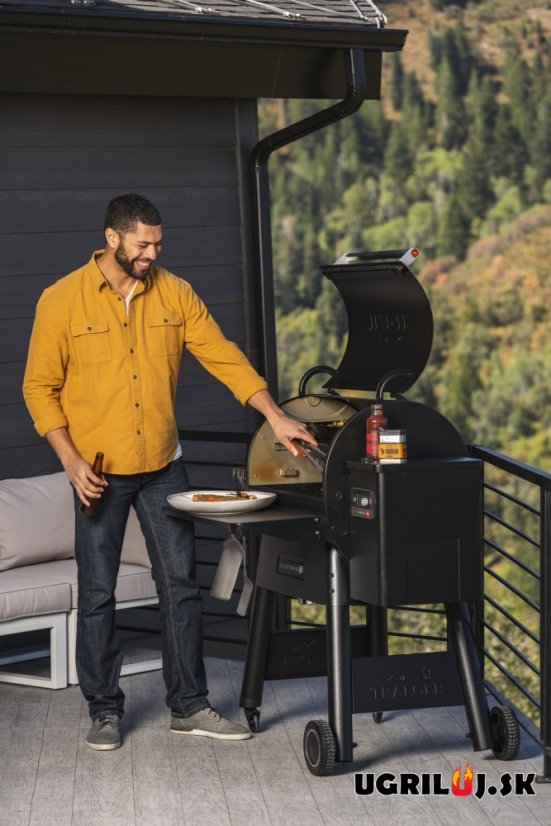 Peletový gril Traeger - IRONWOOD 885