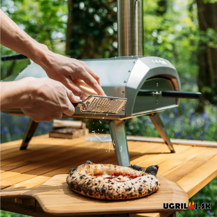 Pizza pec Ooni Karu 12 - Multi-palivová na (drevo/uhlie/pelety/plyn), strieborná