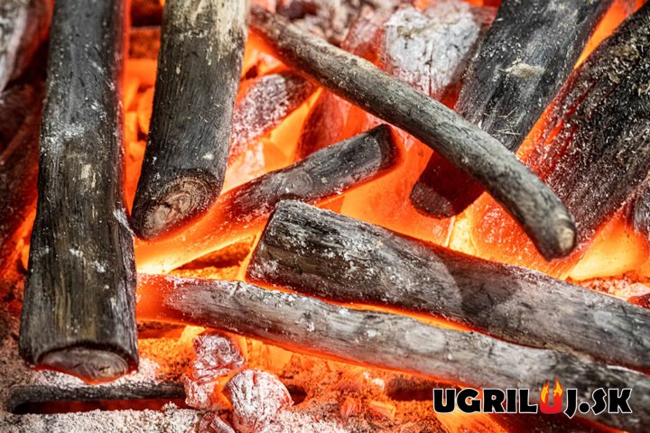 Prémiové drevené uhlie Josper - Eucalyptus binchotan, 10kg