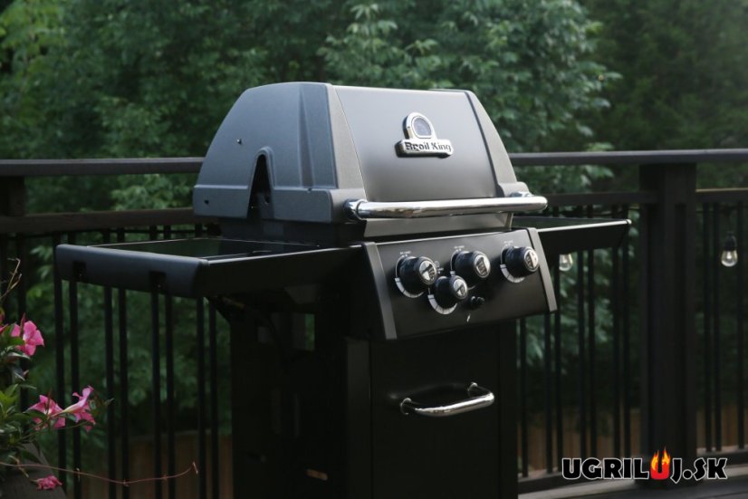 Plynový gril Broil King - Royal 340 Shadow
