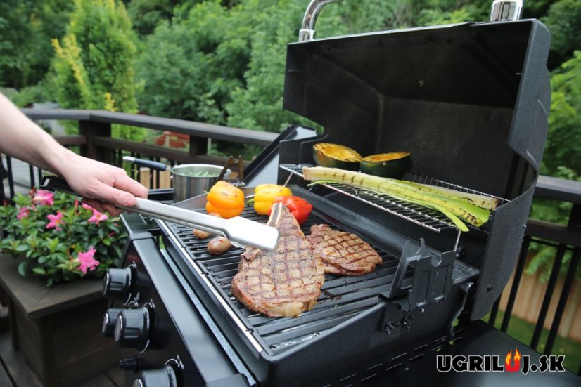 Plynový gril Broil King - Royal 340 Shadow