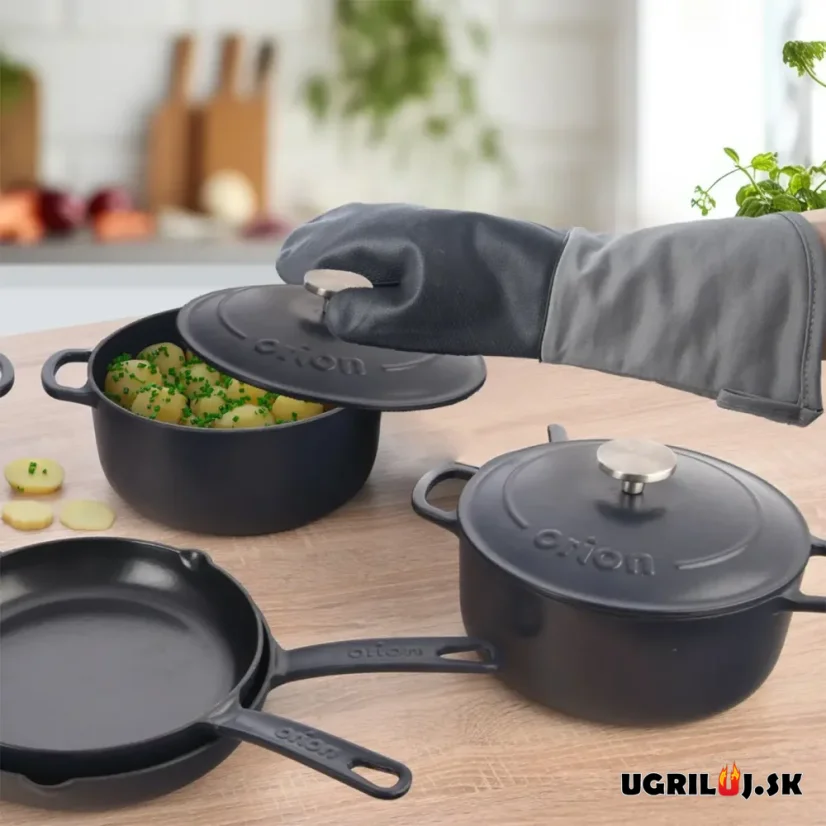 Liatinový smaltovaný hrniec s pokrievkou, 3.3L