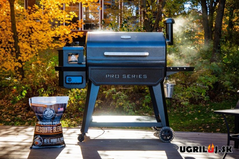 Peletový gril Pit Boss Navigator Pro Series 1600 WiFi