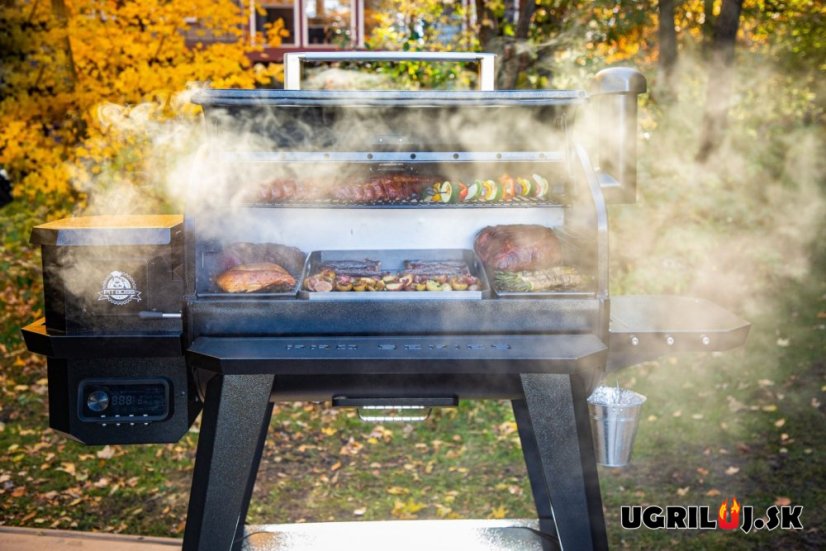 Peletový gril Pit Boss Navigator Pro Series 1600 WiFi