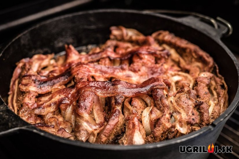 Liatinový hrniec s príslušenstvom Outdoorchef -  5.7L (s nožičkami)