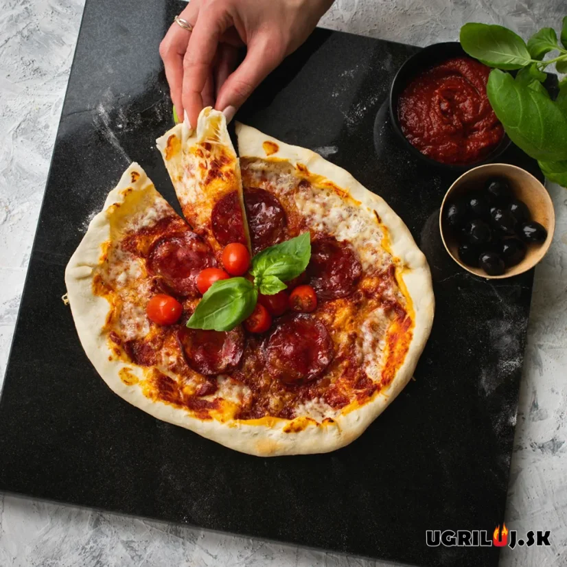 Pizza kameň Browin - žula, 37x35cm