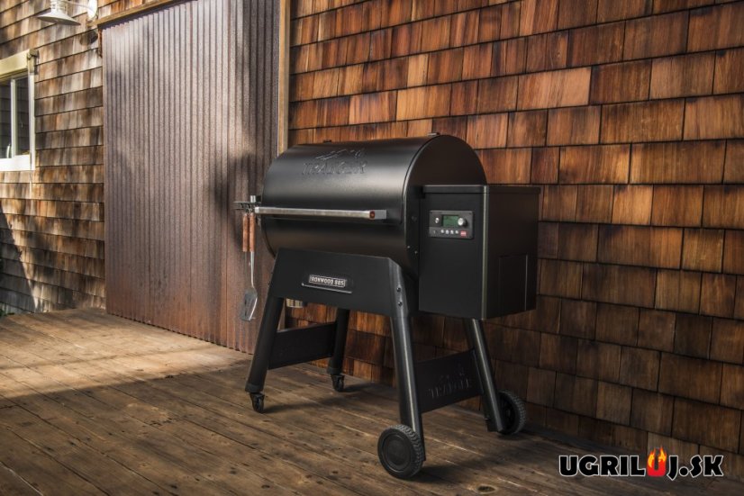 Peletový gril Traeger - IRONWOOD 885