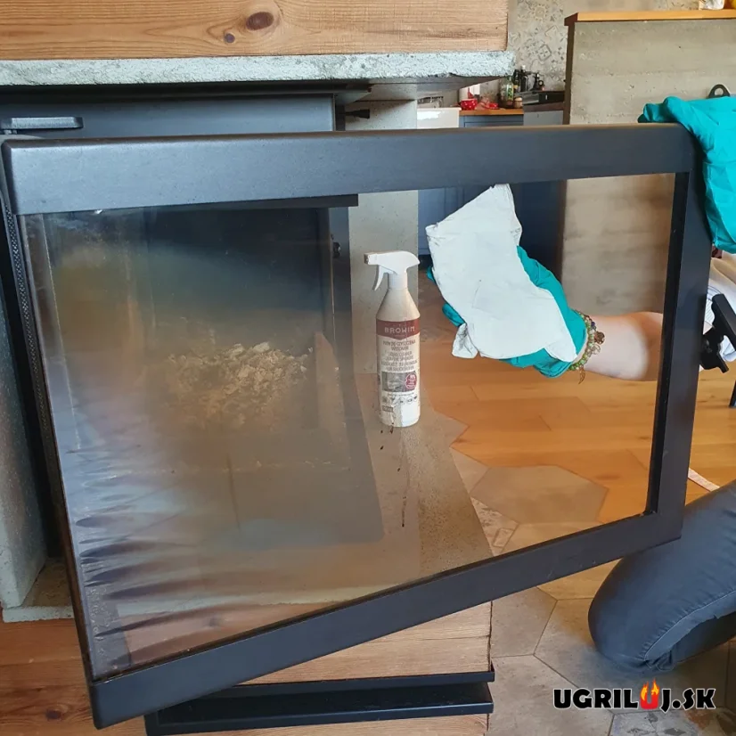 Čistič grilov a udiarní Browin - Odmastňovač do kuchyne, 750ml