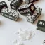 Škótska prémiová morská soľ Blackthorn Salt Flakes, biela, (vločky), 5g